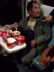 晚上在家看戏吃瓜,在家看戏吃瓜的温馨时光