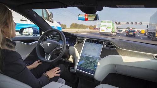 特斯拉最新吃马瓜,颠覆传统，吃马瓜智能驾驶新篇章